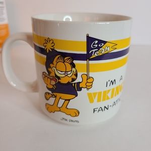 Vtg Garfield Vikings Fanatic Coffee Mug Cup